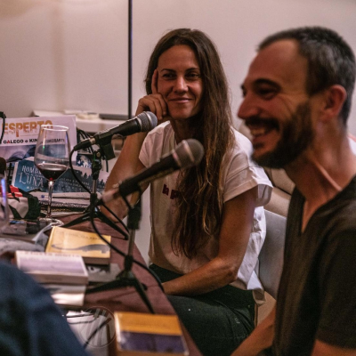 episode LA HISTORIA DE LA LUNA CONTADA POR ÁNGEL CASTAÑO, VICKY CANTOS Y PABLO LORIENTE #LUNA398 artwork
