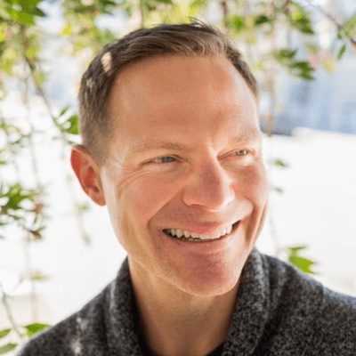 episode Nate Guggia - Boosting Employer Branding - Startups & Global Enterprises artwork