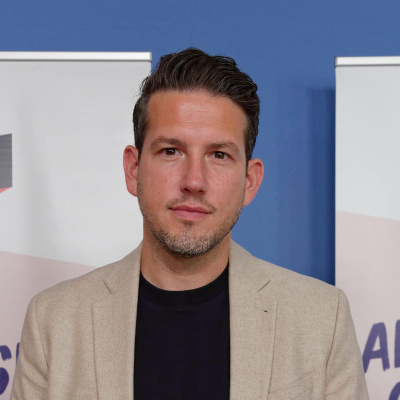 episode Soziologe Özvatan - Wie AfD und BSW mit Erfolg um migrantische Wähler werben artwork