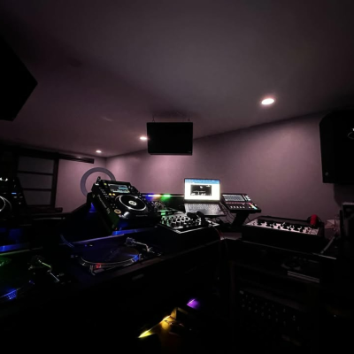 episode Episode 384: MrTD FMHTYE Presents - Live From the Situation Room artwork