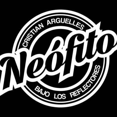 Neófito (Bajo los reflectores)