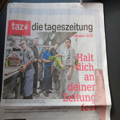 episode ‚Halt dich an deiner Zeitung fest‘ artwork