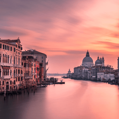 episode Venice - A Tourist Paradise? artwork