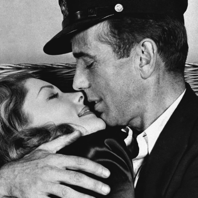 episode ”Att ha och inte ha” – mötet mellan Bacall och Bogart trollbinder oss fortfarande artwork
