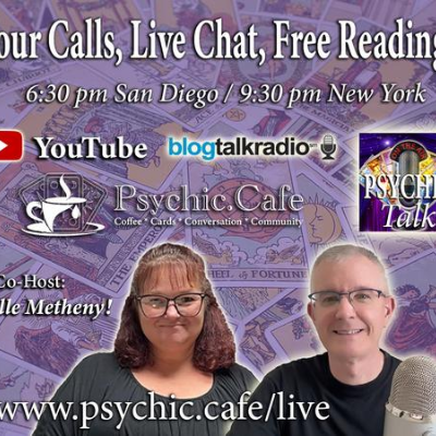 episode LIVE Chat and FREE Mini-Readings! ☕️ 🥰 🎙️ Guest Co-Host Michelle Metheny! artwork
