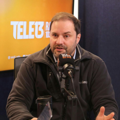 episode Alcalde Bellolio (UDI): “Las encuestas cambian muchísimo, pero han ratificado que Evelyn Matthei es la mejor candidata para enfrentar al oficialismo” artwork
