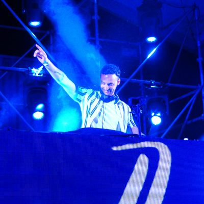 episode REPLAY ELECTROBEACH 2023 (UCPA STAGE) artwork
