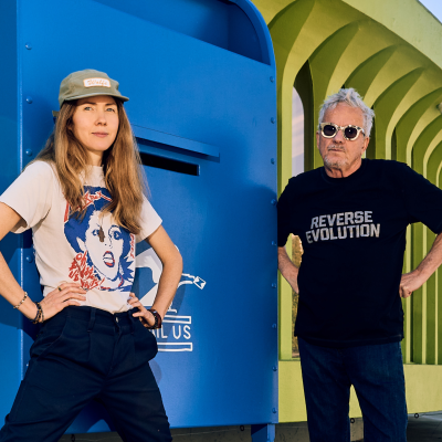 episode SPECIAL: Mark Mothersbaugh x Beatie Wolfe on "Postcard Playbox" artwork