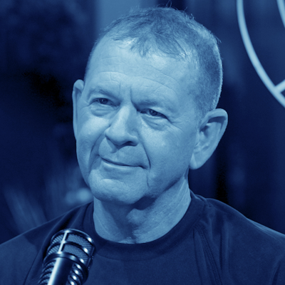 episode אפילו המנכ"ל הופתע: איך הטיסות לאירופה זינקו ל-1,000 דולר? artwork