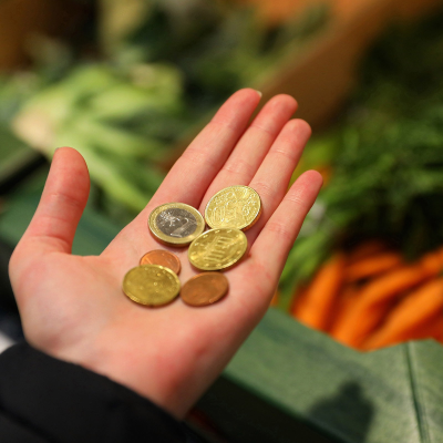 episode Inflation: Wie die Armut sich in unsere Gesellschaft frisst artwork