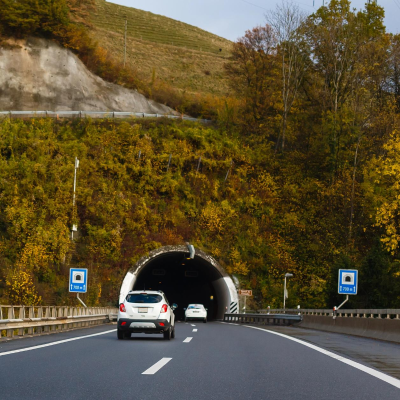 episode Sur la route (5/5) : Le roman à suspense des autoroutes suisses artwork
