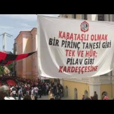 episode S03B02 - Ait olduğun yer kadar konuş. Dış Mihraklar aidiyetleri fena tartıştı. artwork