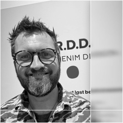 episode Denim, iværksætteri og fremtidens unge i retail. Gæst – Stephan Zoega Hegaard, Int. Sales Manager, Royal Denim Division artwork