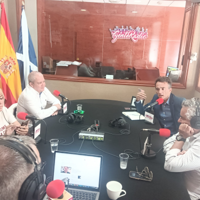 episode Las mañanas artwork