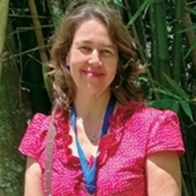 Forsidebilde av showet MONICA KRAUTER, (USB) EN TESIS DE GRADO