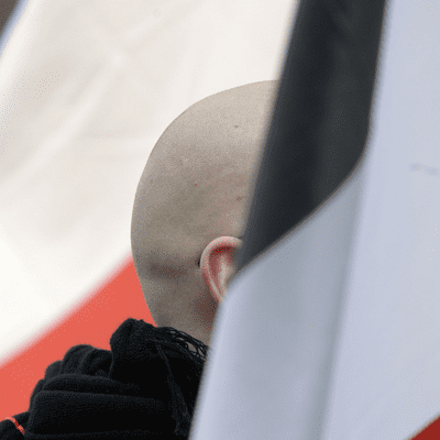 Vis à vis - Die drei Phasen des Rechtsextremismus in Brandenburg