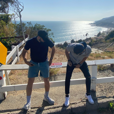 episode Ingles y español un día en postmates en LA artwork