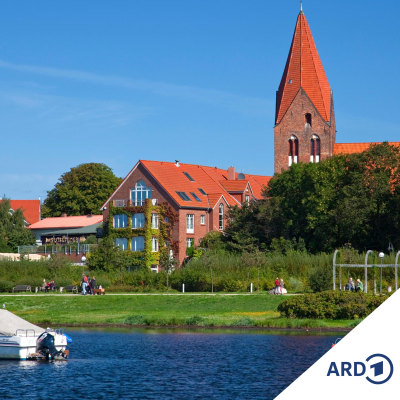 episode Kirchgang im Sommer - Was Touristen in alten Sakralbauten suchen und erleben artwork
