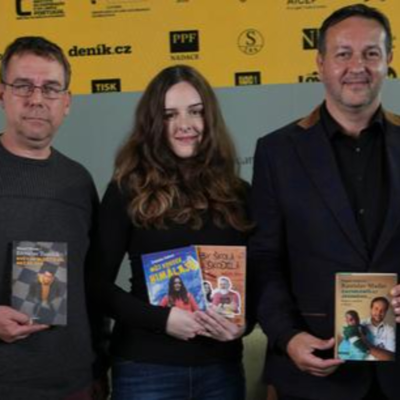 episode Není umění nechat se zastřelit. V mnoha ohledech je život na Blízkém východě dál než u nás, říká Tureček v debatě o zahraničních misích artwork