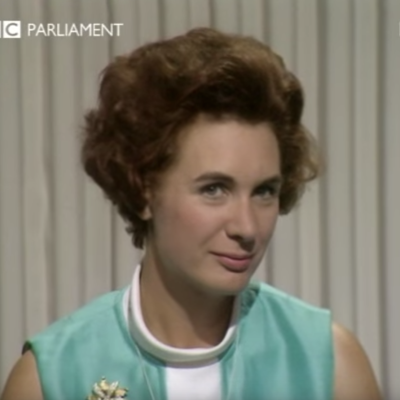 episode The baroness and her viral video artwork
