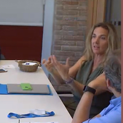 episode La dona i les TIC artwork