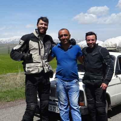 Un Gran Viaje - Una vuelta al mundo inacabada, en moto, con Nikos Miralles | 104