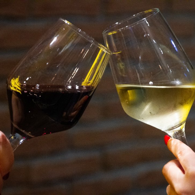 episode El vino, en el centro del debate arancelario artwork