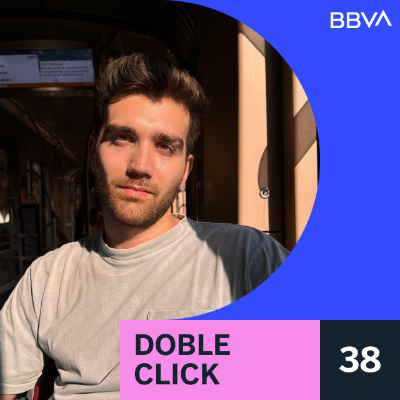 episode Doble click con Isam Diab: creando puentes con la IA artwork