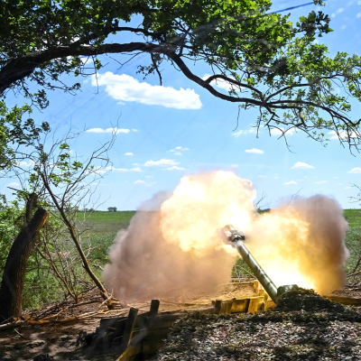 episode 50,000 fresh Russian troops massing & Germany to help Ukraine make long-range missiles artwork