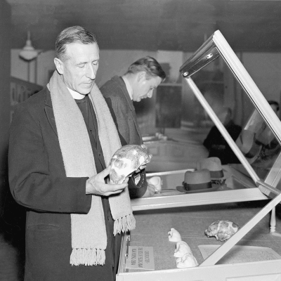 episode Teilhard de Chardin - Auf der Suche nach der Religion von morgen artwork