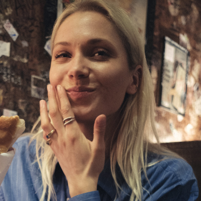 episode ‘Emilie Lilja takes New York’: “Stop op og kig op. Du står i en by med vanvittige bygninger” – vol. 3 artwork