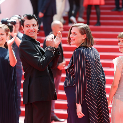episode Kinótico Especial Cannes 2025 [9]. Ovación para 'Romería', el paso de madurez de Carla Simón artwork