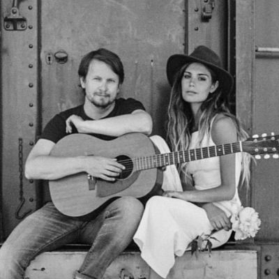 episode El folk intimista y cálido de Ocie Elliott. artwork