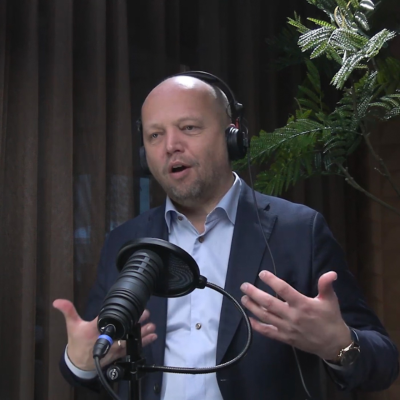 episode Har Trygve Slagsvold Vedum tatt for mye Møllers tran? artwork