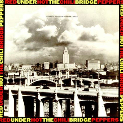 "Under The Bridge", de "Red Hot Chili Peppers": una canción para lidiar con la angustia y la soledad.