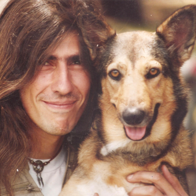 episode Un recuerdo de la mamá de Betún y Fatiga, los perros más queridos de la TV artwork