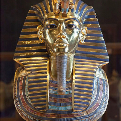 episode El descubrimiento de la tumba y la maldición de Tutankamón artwork