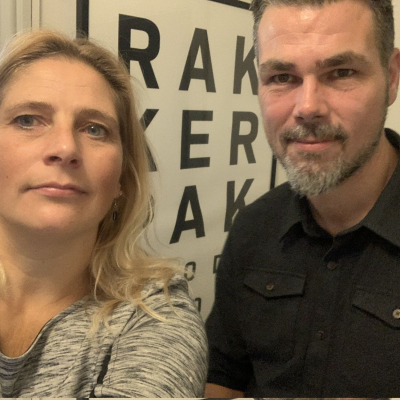episode 42. MAN SKAL KUNNE MÆRKE DIG OG DIT VÆSEN - med John Rahbek artwork