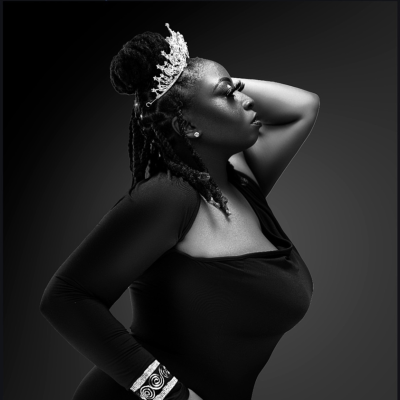 episode Es’Synce Star: A Rising R&B Artist artwork