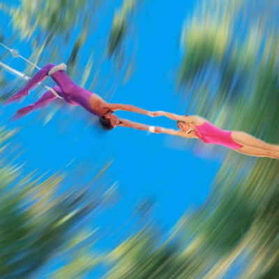 episode Wir fallen nicht - Hörspiel: Ein Leben als Trapezkünstlerin artwork